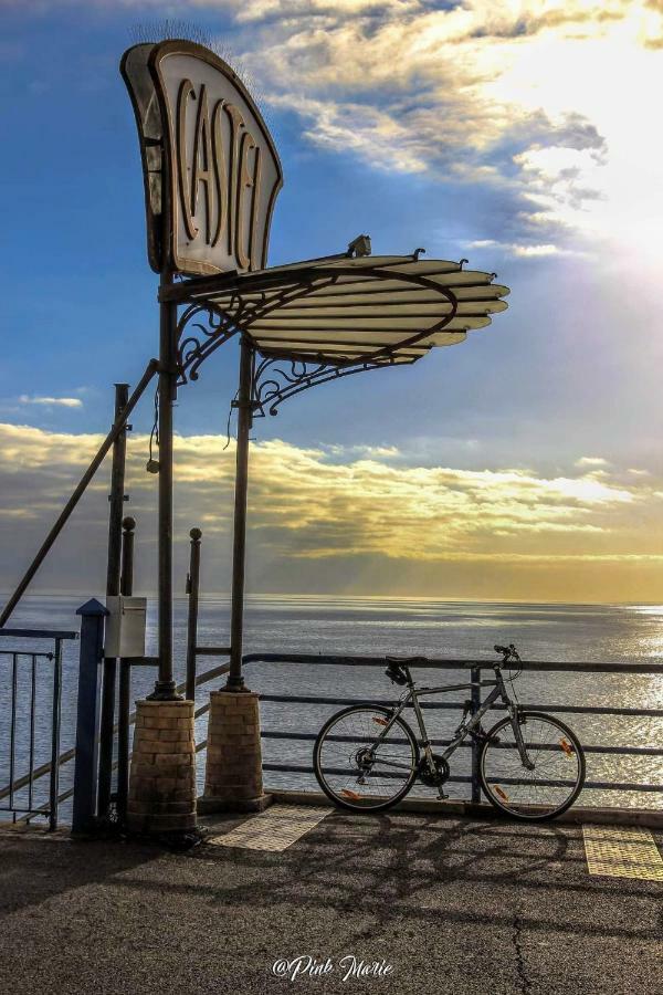 Home De Charme.. Au Calme Et Plein Centre Nizza Kültér fotó